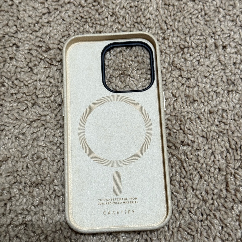 Casetify Cream iPhone 14 pro Case - Picture 3 of 4
